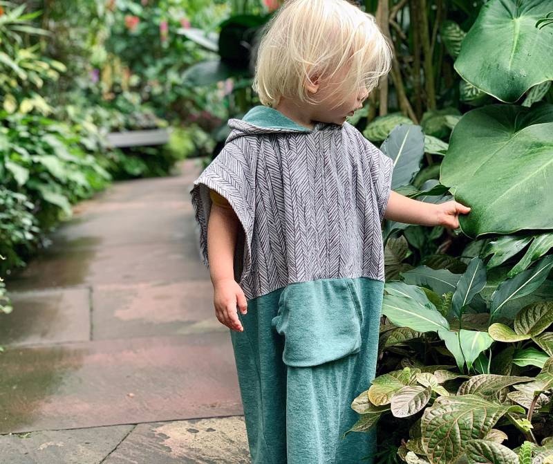 Kinderponcho Surfponcho Poncho Surf Frottee Handtuch Hoodie Surfcape Cape Bademantel Badeponcho von LEELIshop