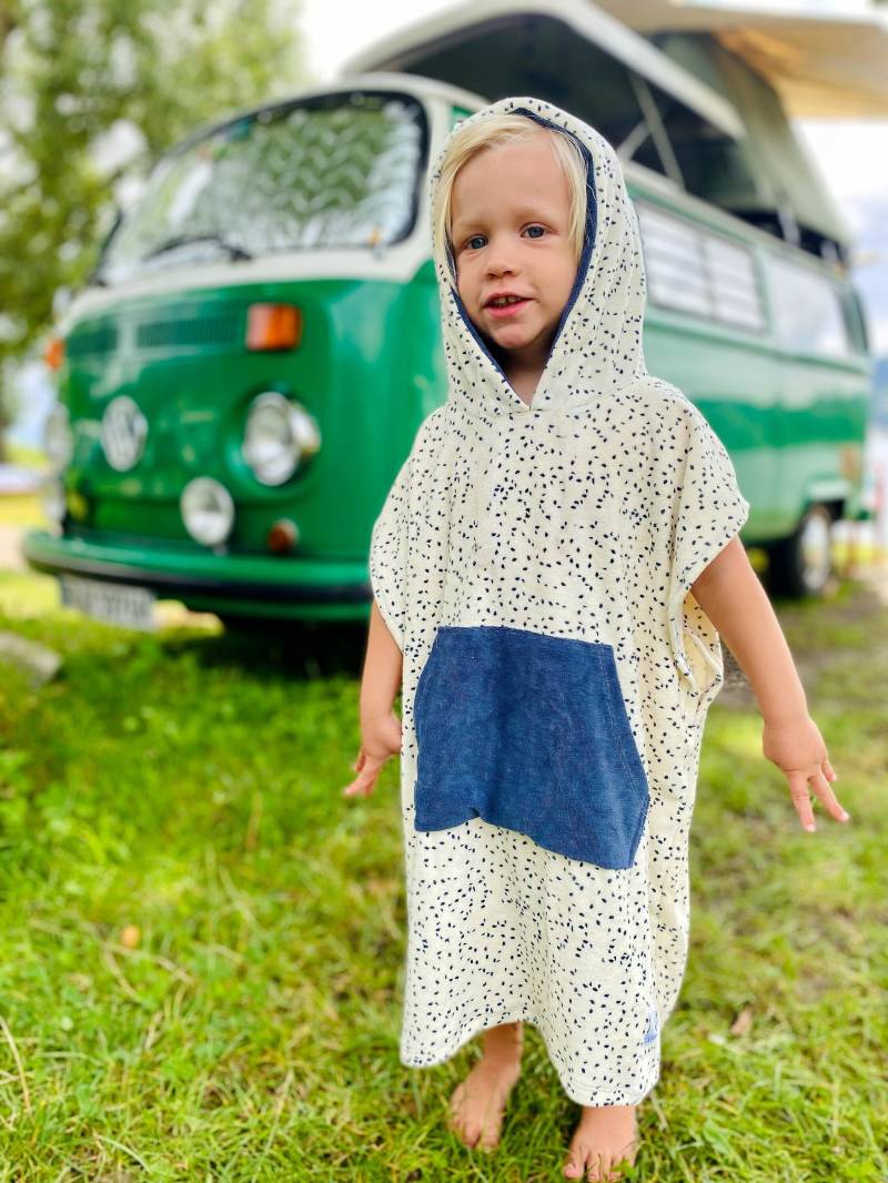 Kinderponcho Surfponcho Poncho Surf Frottee Handtuch Hoodie Surfcape Cape Bademantel Badeponcho von LEELIshop