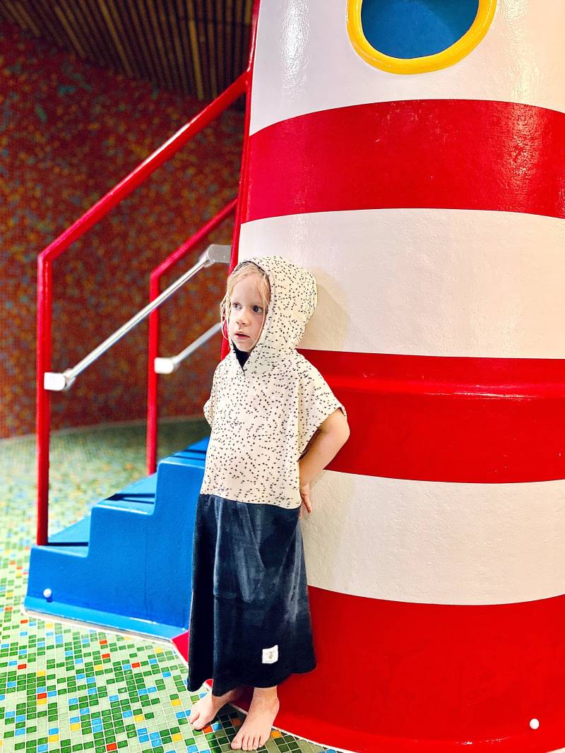 Kinderponcho Surfponcho Poncho Surf Frottee Handtuch Hoodie Surfcape Cape Bademantel Badeponcho von LEELIshop