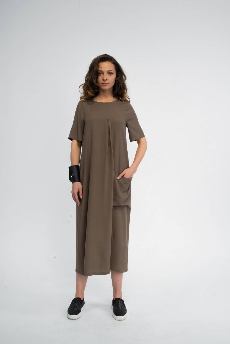 Sommerkleid, Minimal Kleid, Kleid in Militärgrün, Plus Size Kleidung, Extravagantes Taschenkleid, Gerades Frauen, Lockeres von LEICNECRAcasual