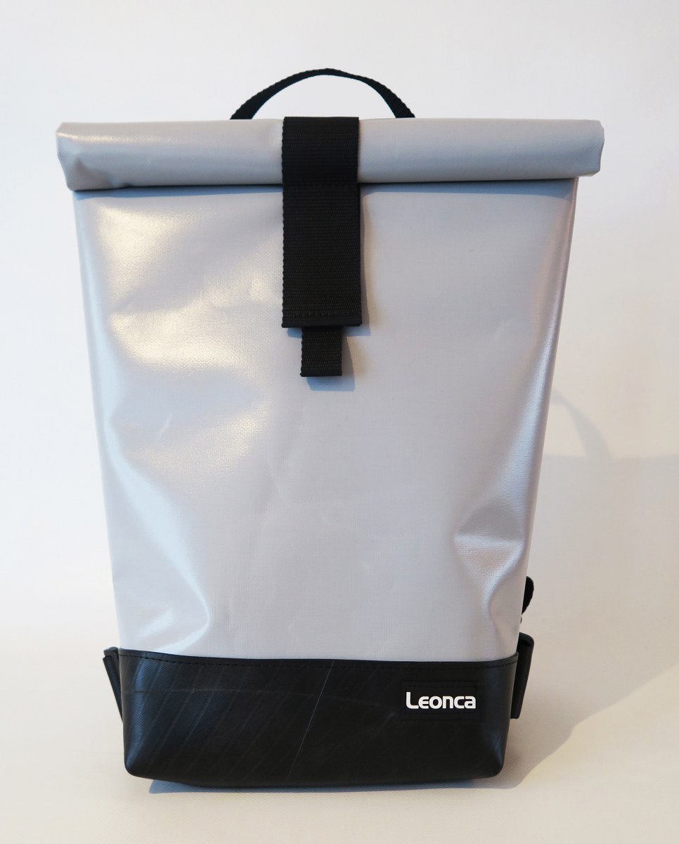 unisex Handtaschen grau Rollrucksack LKW-Plane Hellgrau L 42 von LEONCA