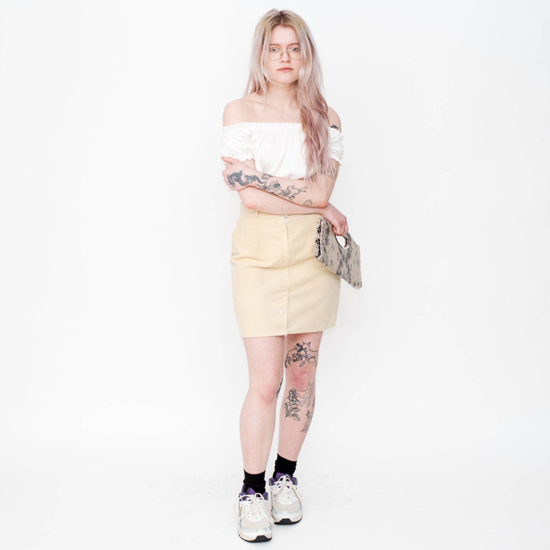 Vintage Skirt, 90S, Y2K, 00S - Vintage Y2K Minirock Aus Cord in Beige von LEREAL