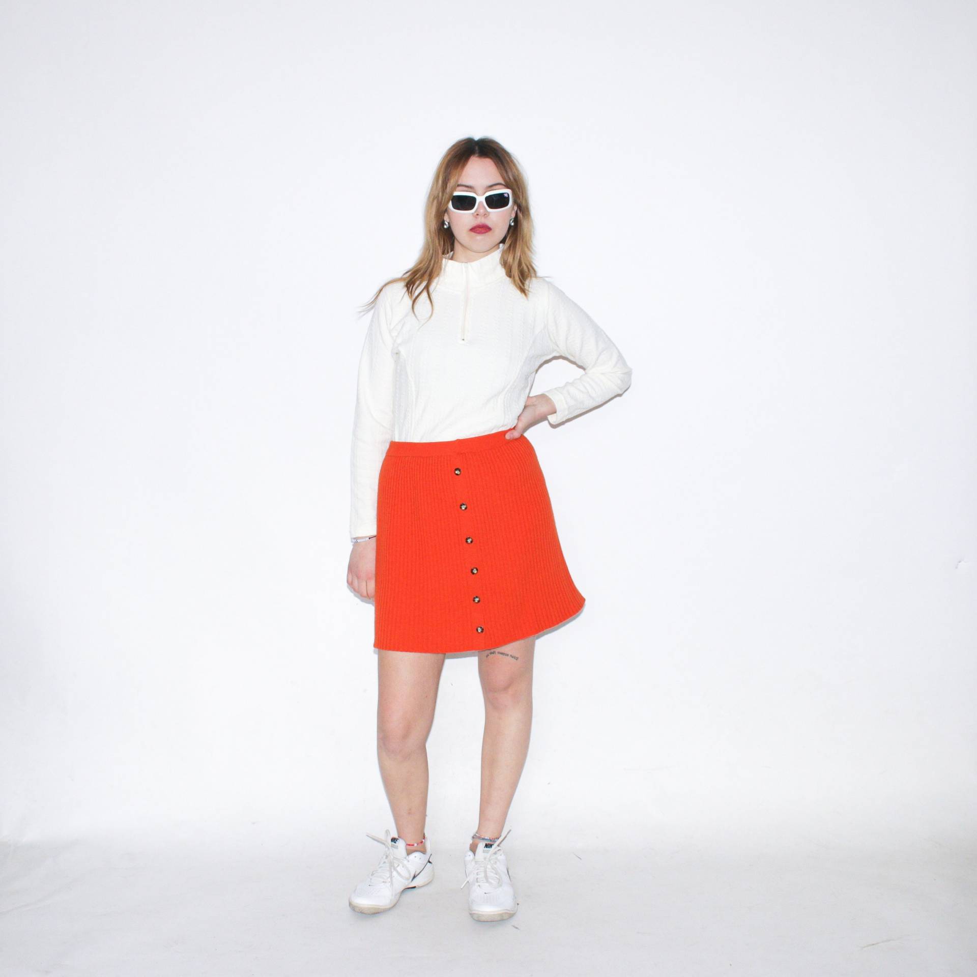 Vintage Skirt, 90S, Y2K, 00S - Vintage Y2K Woll-Minirock in Karotten-Orange von LEREAL