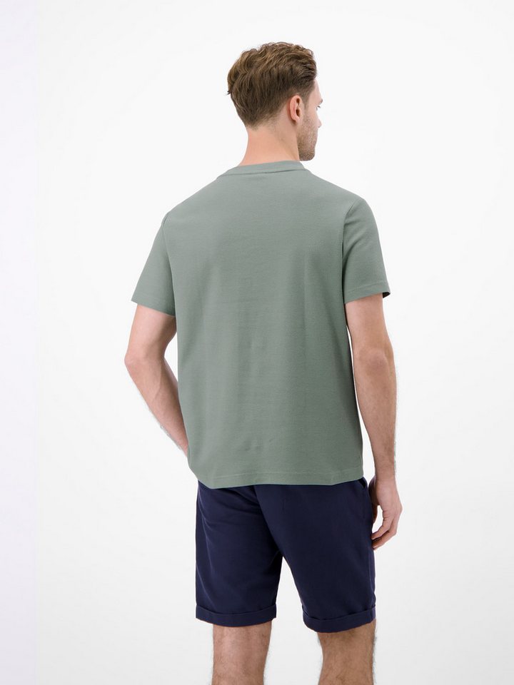 LERROS Rundhalsshirt mit Logo-Badge und in Waffle-Optik von LERROS