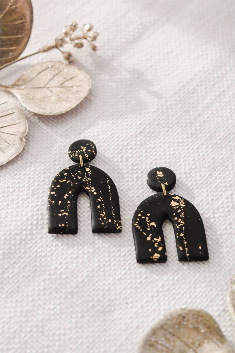Modern Black | Ohrringe Polymerclayohrringe Polymerclay Handgemacht Unikat Geometrisch Statementohrringe Boho von LESVARandCLAY