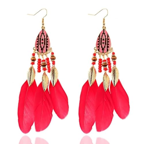 Ethnische Ohrringe mit Perlen und Federn von LGT JWLS - Rot von LGT JWLS