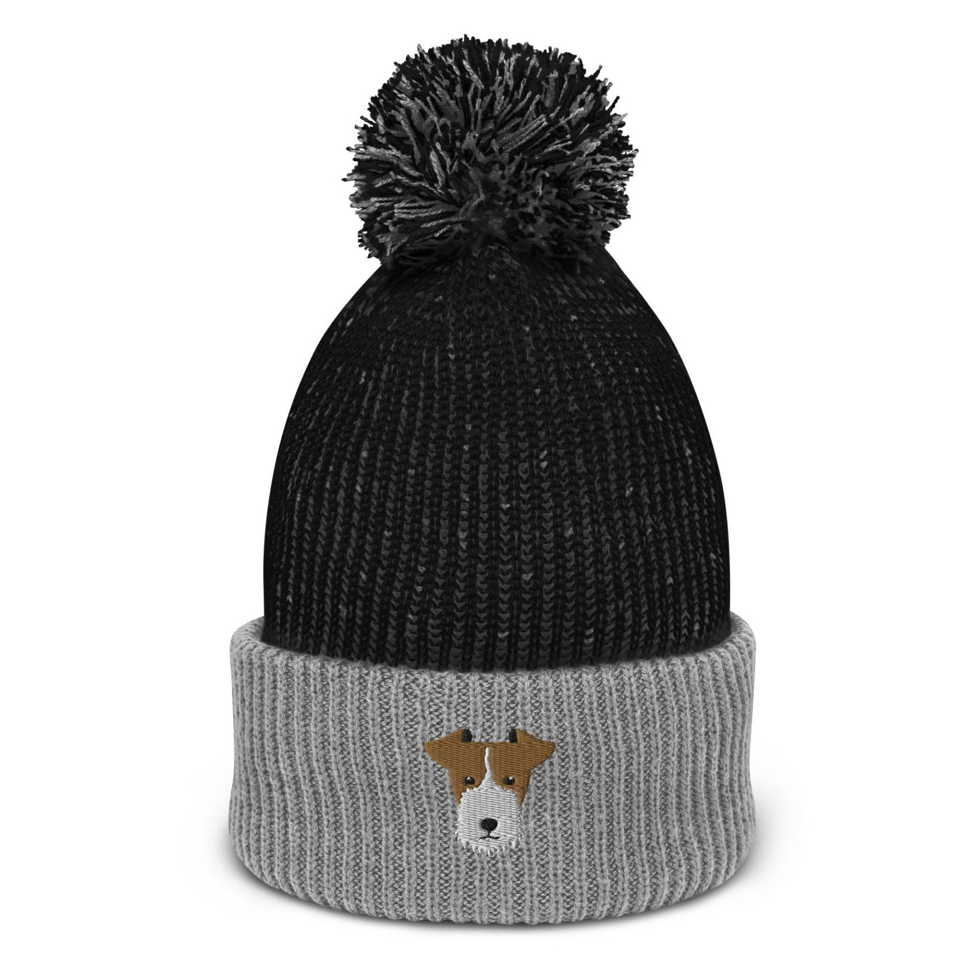 Wire Fox Terrier Beanie, Bestickte Fuchs Wintermütze, Unisex Geschenk, Pom-Pom Beanie von LGglorydesigns