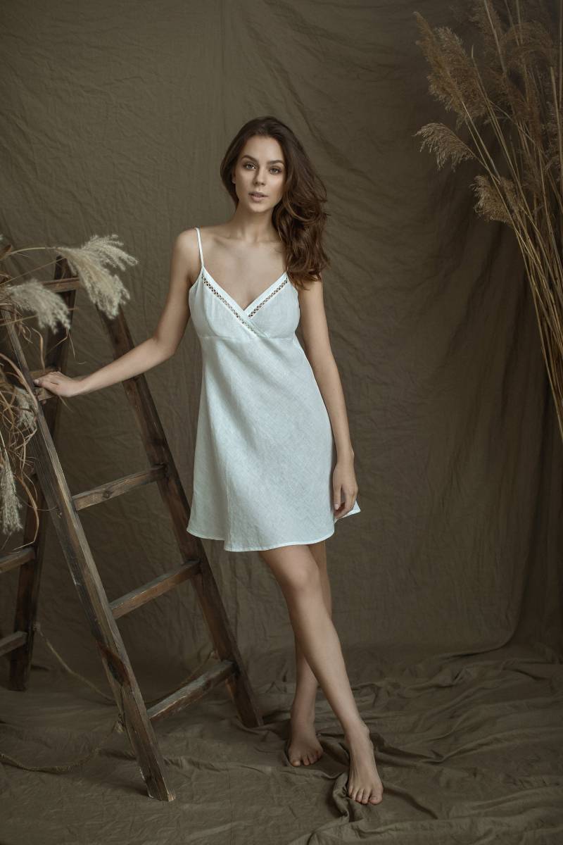 Anele Lace 50Er 60Er Leinen Nachtwäsche/Weißes Reines Unterkleid Mit Spitze Satinbesatz von LGlinen