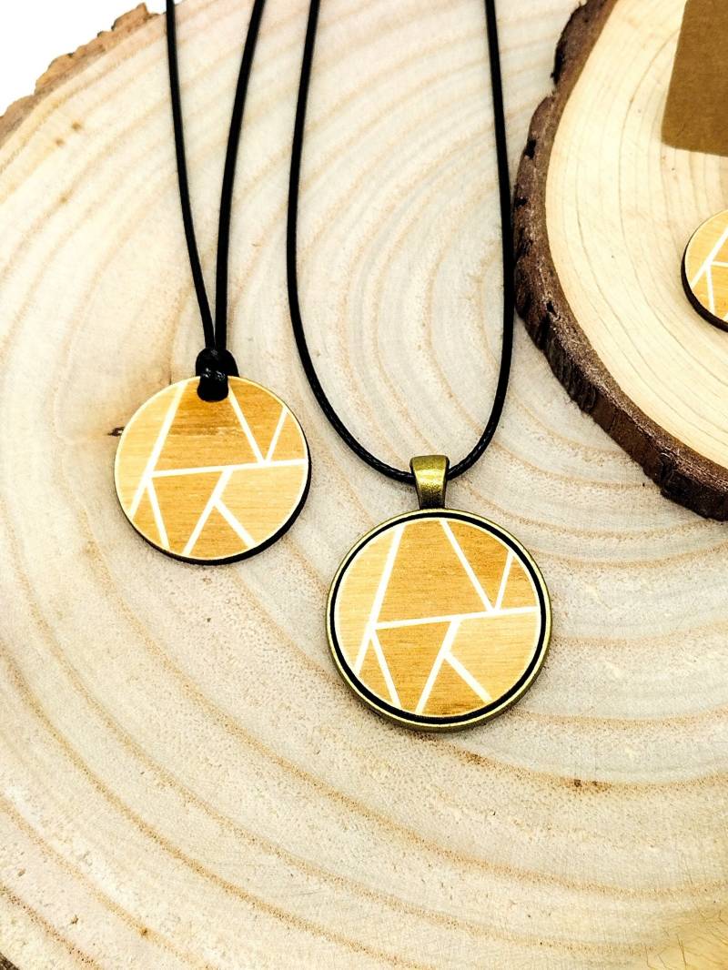 Kette "Glas Grob" | Holz Anhänger Rund Kunstleder Handgefertigt Laser Cut Fassung Kette "Glas Grob" | Holz Anhänger Rund Kunstleder Handgefertigt Laser Cut Fassung von LHLaserDesign