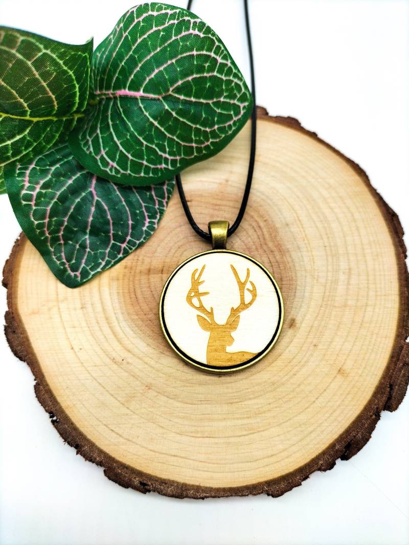 Kette "Hirsch Hell" | Holz Anhänger Rund Kunstleder Handgefertigt Laser Cut Fassung Kette "Hirsch Hell" | Holz Anhänger Rund Kunstleder Handgefertigt Laser Cut Fassung von LHLaserDesign
