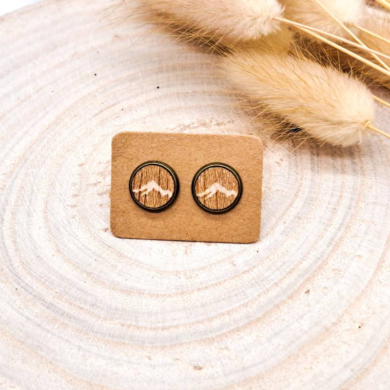 Ohrstecker Mit Fassung "Berg Dunkel" | Holz Rund Handgefertigt Laser Cut Ohrstecker Mit Fassung "Berg Dunkel" | Holz Rund Handgefertigt Laser Cut von LHLaserDesign