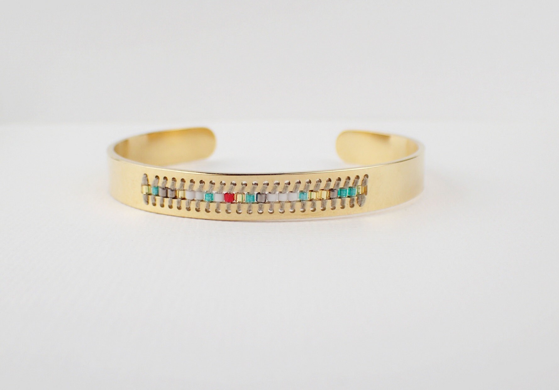 Edelstahl-Armband Offene Farbe Gold Perlen Gewebt Schmuck Bunte Stainless Steel Armband Color Beads Edelstahl-Armband Offene Farbe Gold Perlen Gewebt Schmuck Bunte Stainless Steel Armband Color Beads von LIANAfashionJewelry