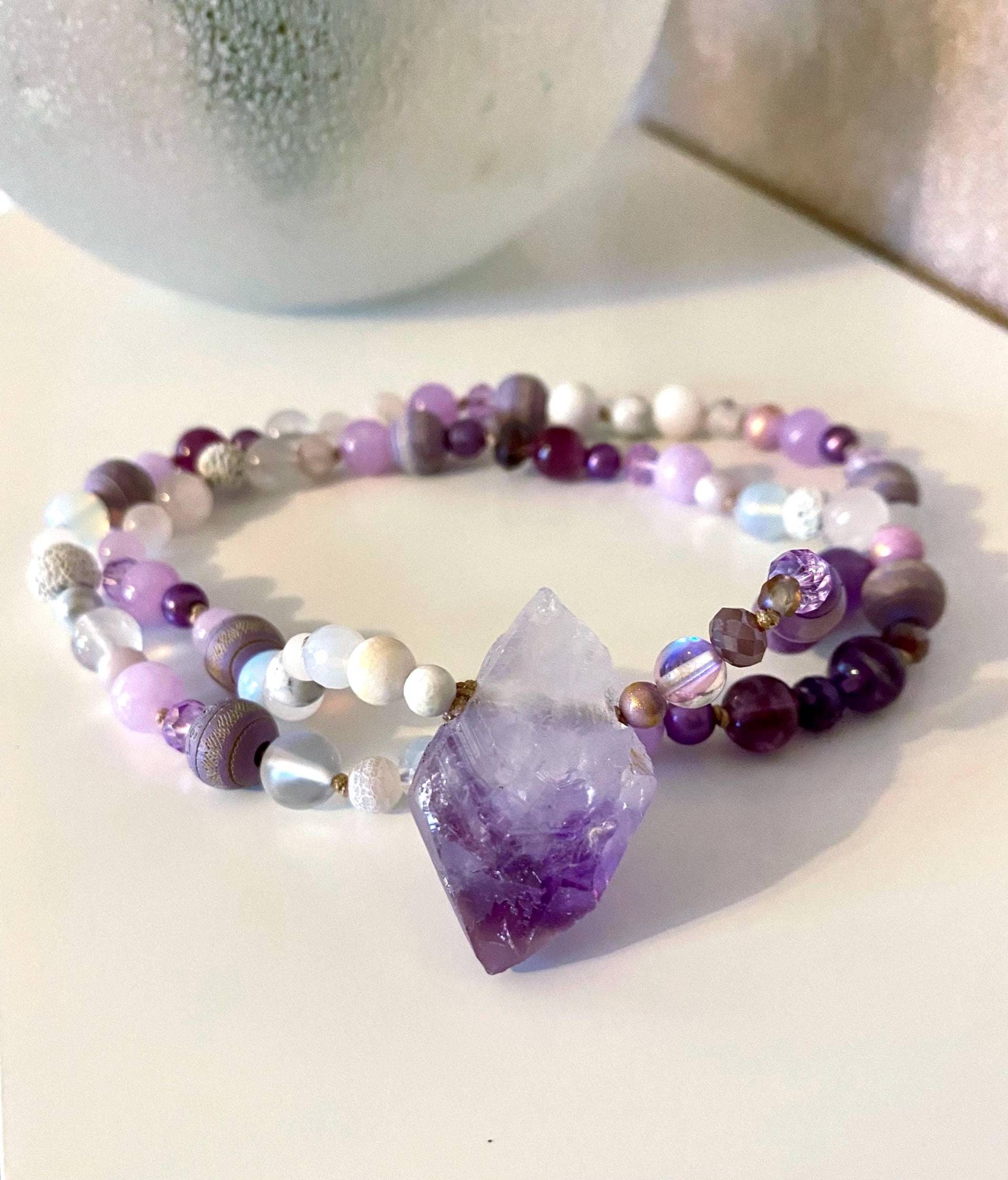 Edelstein Kette Mit Amethyst Spitze Mala Stil Handgeknüpft Edelstein Kette Mit Amethyst Spitze Mala Stil Handgeknüpft von LICHTARBEITERbyJenny
