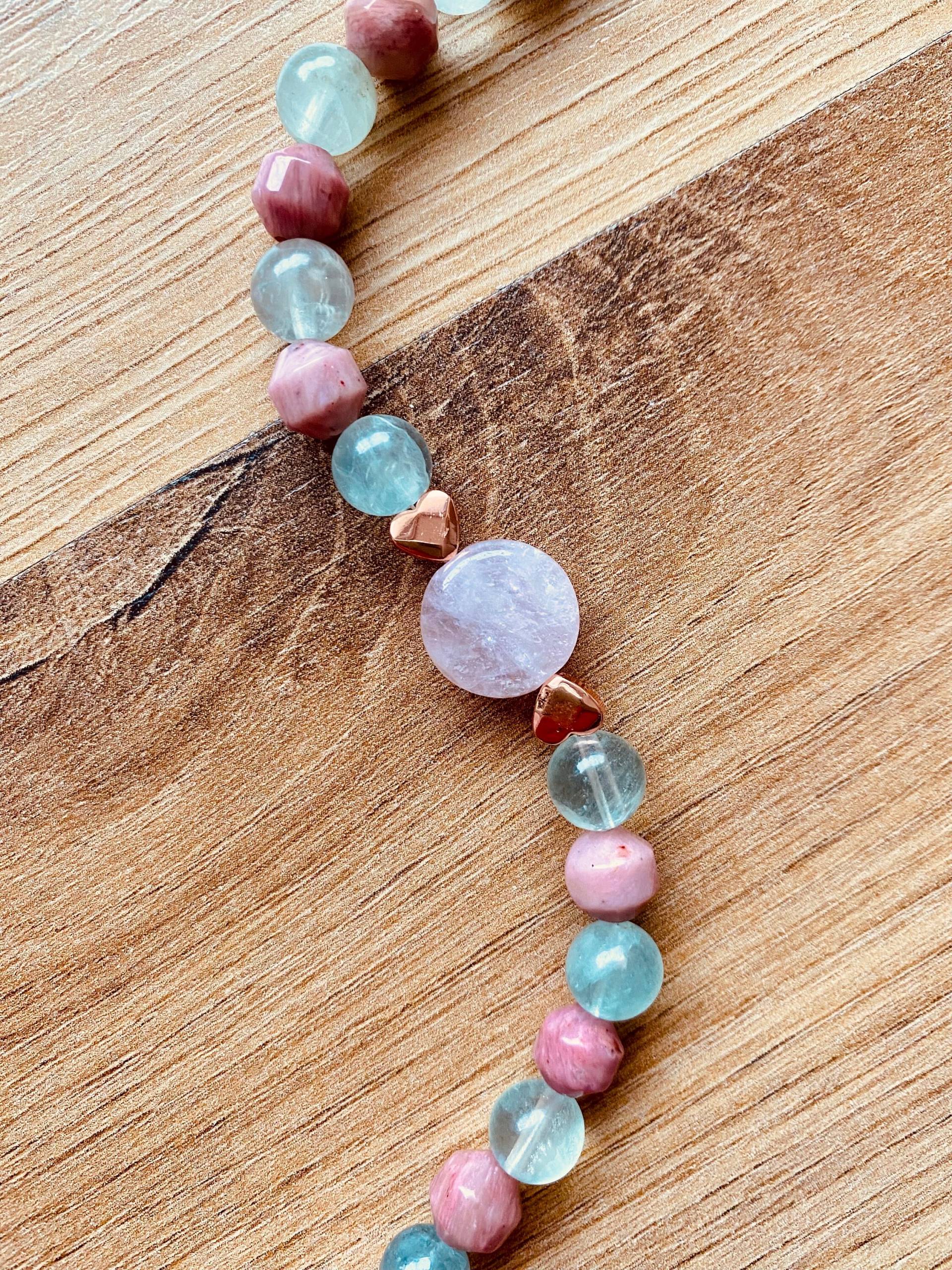 Herz Chakra Armband Grüner Fluorit Rosenquarz Rhodonit Heilsteine Roségold Herz Chakra Armband Grüner Fluorit Rosenquarz Rhodonit Heilsteine Roségold von LICHTARBEITERbyJenny