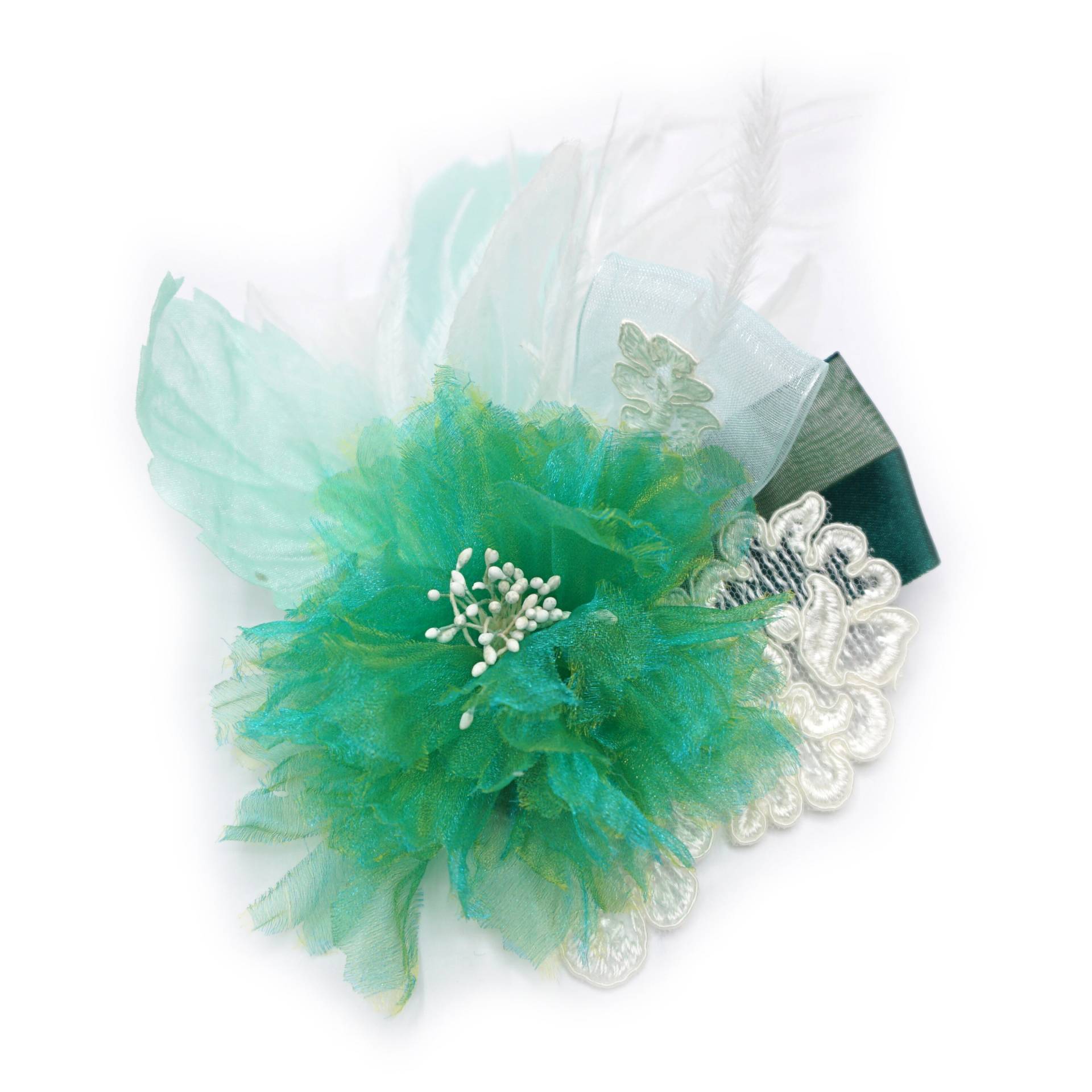 Blumenbrosche Aus Organza-stoff Und Feder, Grün Elfenbeinfarben Blumenbrosche Aus Organza-stoff Und Feder, Grün Elfenbeinfarben von LIDALYDI