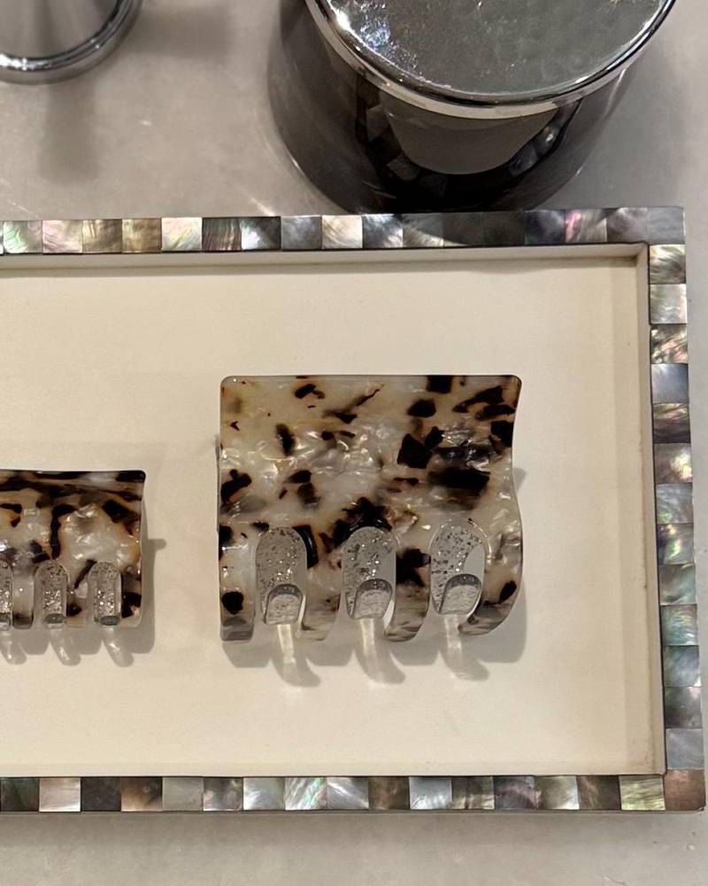 Große Acetat Haarklammer Tortoise Perlmutt - Hochwertige Haarspange in Marmoroptik | Stabile Haarclip Für Alltag Besondere Anlässe von LIEBAE