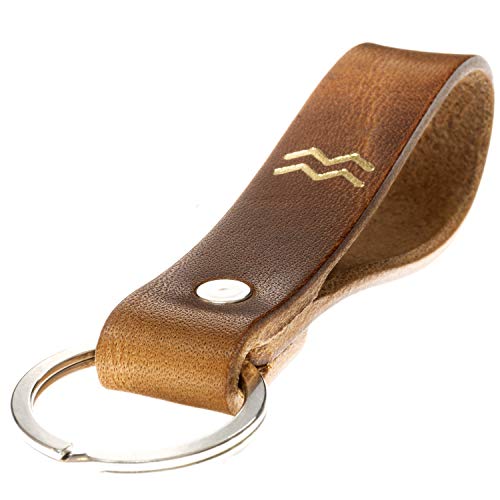 ELBERCRAFT® Schlüsselanhänger Leder Sternzeichen Wassermann Gold geprägt das kleine Geschenk zum Geburtstag für deinen Lieblingsmenschen Frau oder Mann Handmade in Germany von ELBERCRAFT