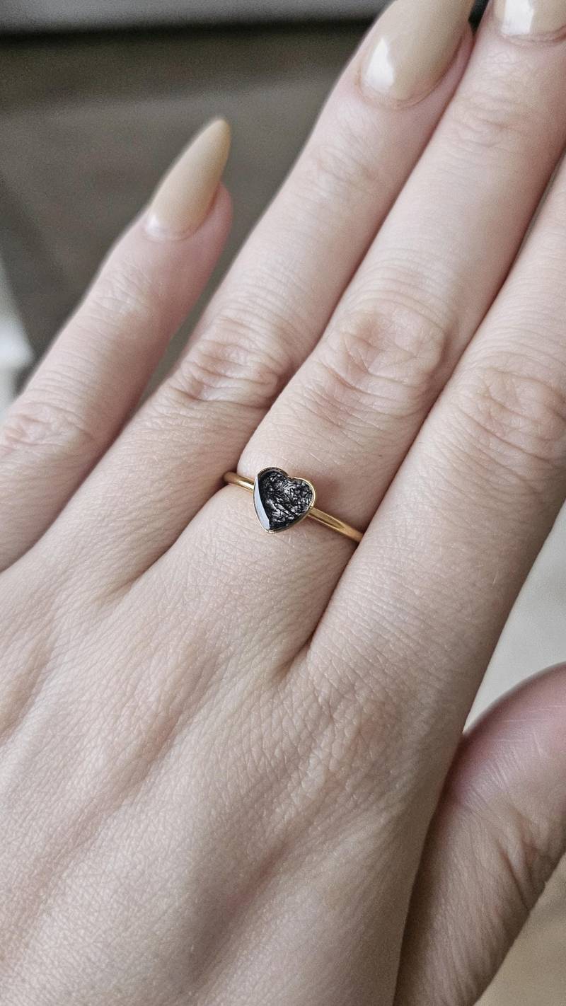Tierfellring Herz /Ring Tierasche/Tierhaar/Ascheschmuck/Brautstrauß Tierfellring Herz /Ring Tierasche/Tierhaar/Ascheschmuck/Brautstrauß von LIEBLGEDOENS