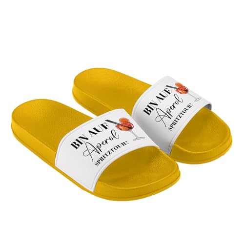 LIEBTASTISCH Badelatschen - Bin auf Aperol Spritztour - Malle - JGA - Geschenk - Hausschuhe - Schlappen - Urlaub (Gelb, 37) von LIEBTASTISCH