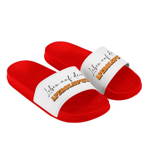 LIEBTASTISCH Badelatschen -Leben auf der Aperolspur - Hausschuhe - JGA, Sommer, Feiern, Party, Freundinnen - Geschenk (Rot, 44) von LIEBTASTISCH