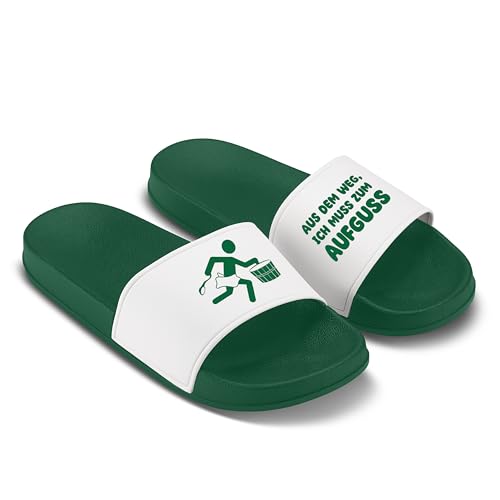 LIEBTASTISCH Badelatschen mit Spruch Aus dem Weg ich muss zum Aufguss – Lustige Sauna-Schuhe mit Motiv – Saunalatschen für Männer & Frauen – Geschenk für Saunagänger Grün - Größe 42 EU von LIEBTASTISCH