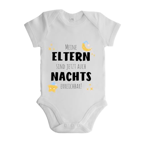 LIEBTASTISCH - Meine Eltern sind jetzt auch Nachts erreichbar! - Baby body kurzarm - Strampler - mit Druckknöpfen - Jungen & Mädchen - 100% Bio Baumwolle (Weiss, 3-6 Monate) von LIEBTASTISCH