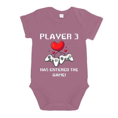 LIEBTASTISCH - Player 3 Has Entered The Game - Baby body kurzarm - Strampler - mit Druckknöpfen - 100% Bio Baumwolle - Geschenk - Geschenkidee - Zocker - Gamer (Pink, 3-6 Monate) von LIEBTASTISCH