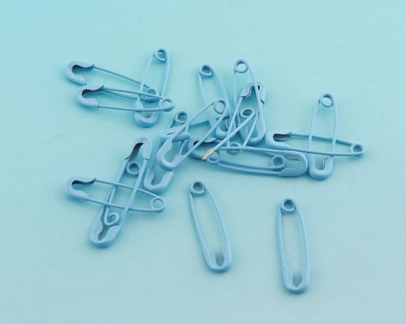 Hellblau Sicherheitsnadeln 100-300Pcs 18 4mm Mini Brosche Vergoldete Stifte Hängen Tags Nähen Versorgung von LIKEBAGS