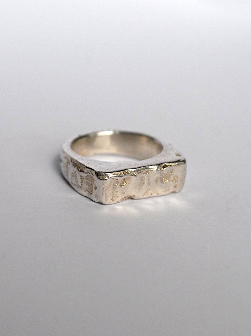 Strukturierter Siegelring, Sterling Silber Ring, Unisex Design, Sandguss Handgefertigt Strukturierter Siegelring, Sterling Silber Ring, Unisex Design, Sandguss Handgefertigt von LIKIKOJewellery