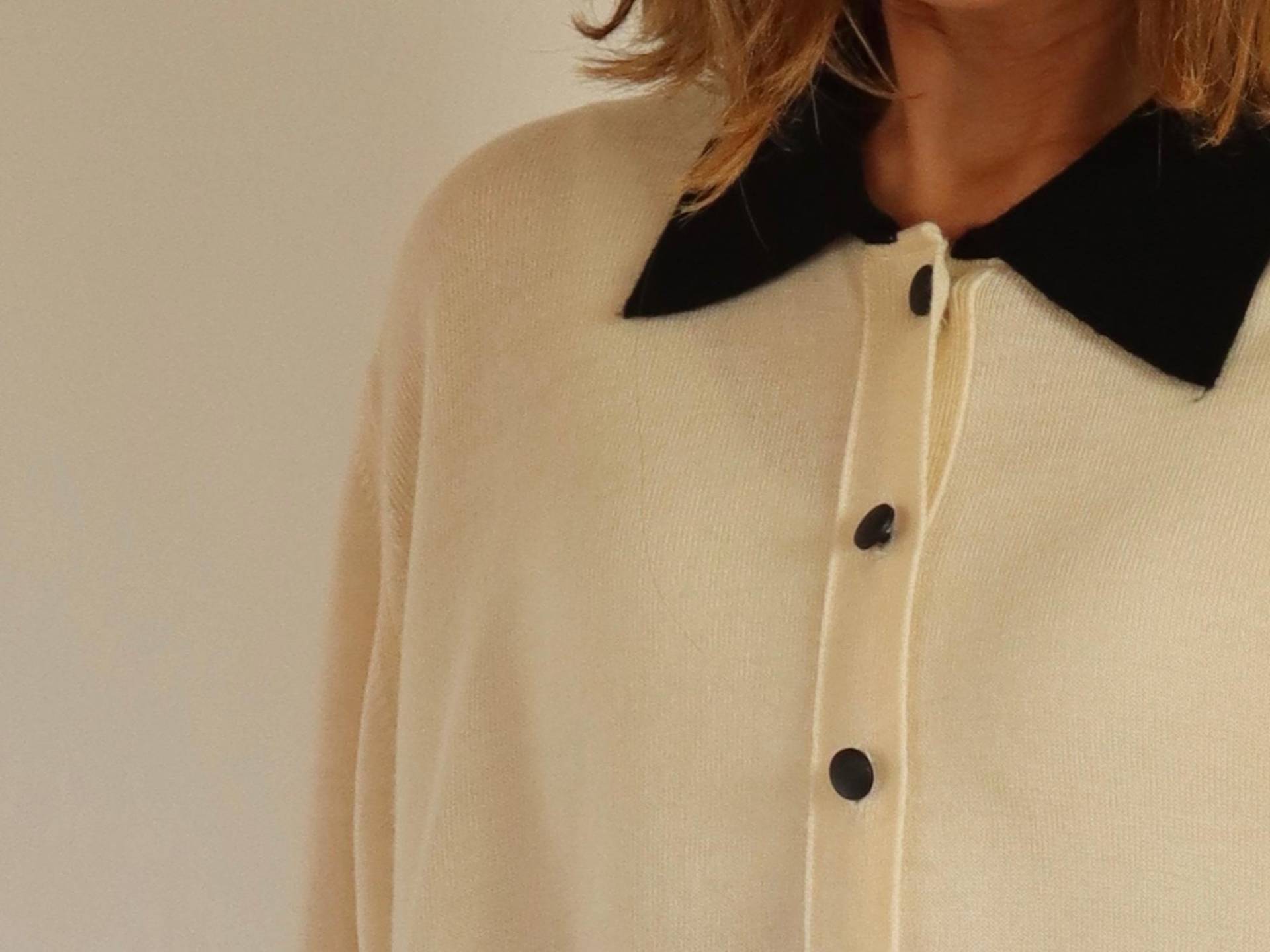 Reine Wolle Zweifarbige Strickjacke von LILAVINTAGESHOP