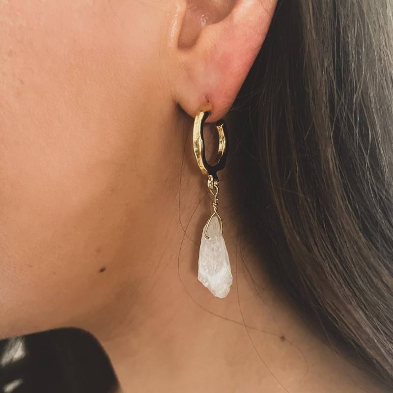 Weiße Engel Aura Quarz Kristall Ohrringe von LILLEYSTUDIO