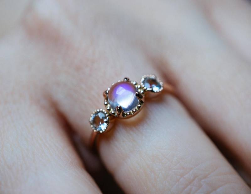 Massiver 18K 14K Gold Mondstein Aquamarin Verlobungsring Multi Edelsteine Ring Roségold Weißgold Platin Jubiläumsring Massiver 18K 14K Gold Mondstein Aquamarin Verlobungsring Multi Edelsteine Ring Roségold Weißgold Platin Jubiläumsring von LILOOKS