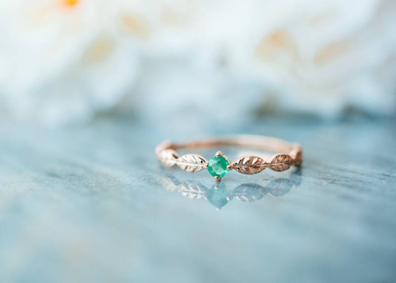 Natürlicher Smaragdblattring 18K Massivgold Rosegold Natur Inspiriert Verlobung Ehering Platin von LILOOKS