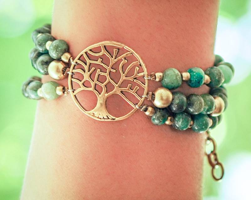 Smaragd Armband // Damen Geschenk Für Sie Geburtstagsgeschenk Baum Des Lebens Kristall Brautjungfer von LILYOMofficial