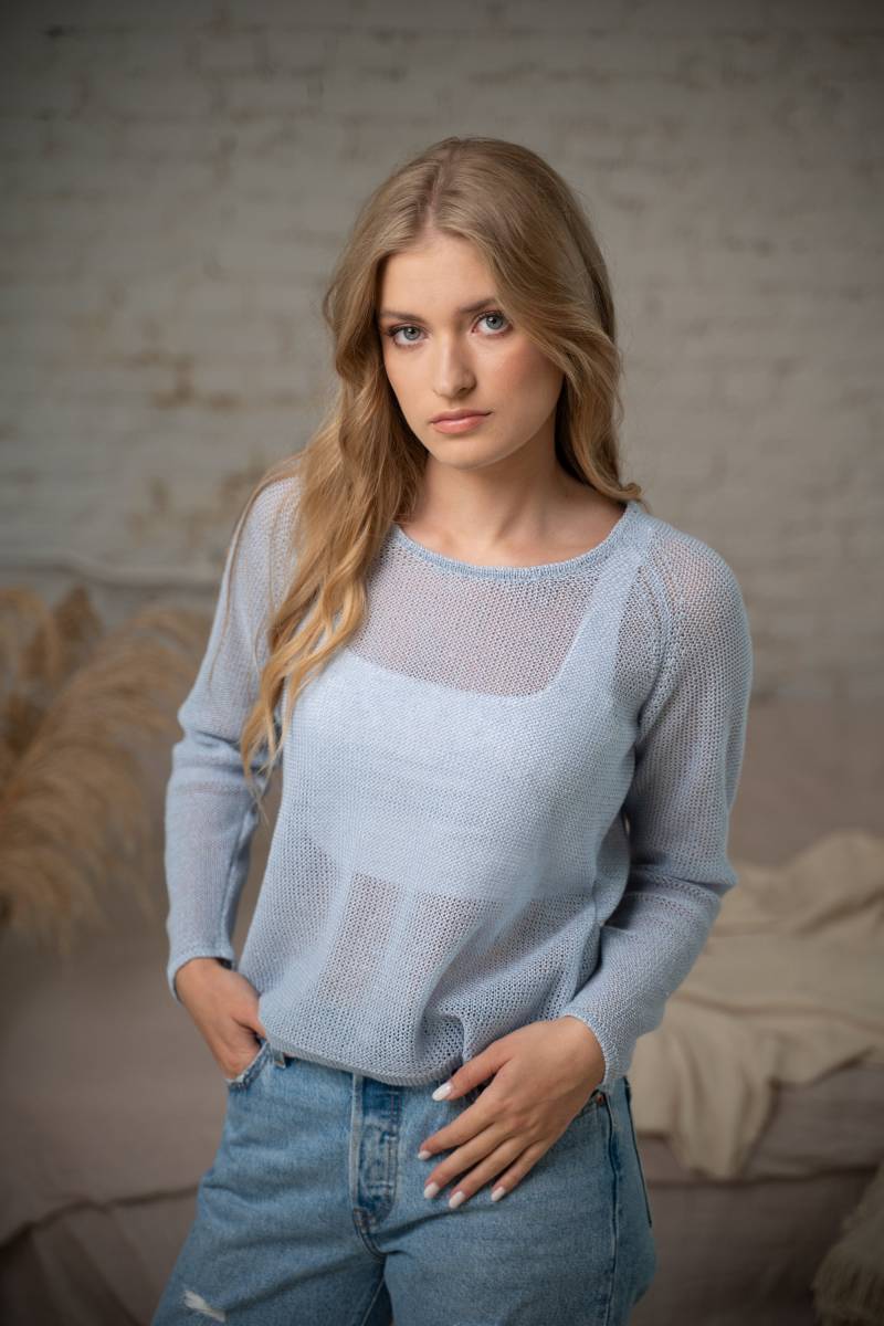 Versandfertig, Größe S Und L Strukturierter Blauer Leinen Strickpullover Für Frauen | Pastell Baby Blau Langarm Shirt von LINENISLE