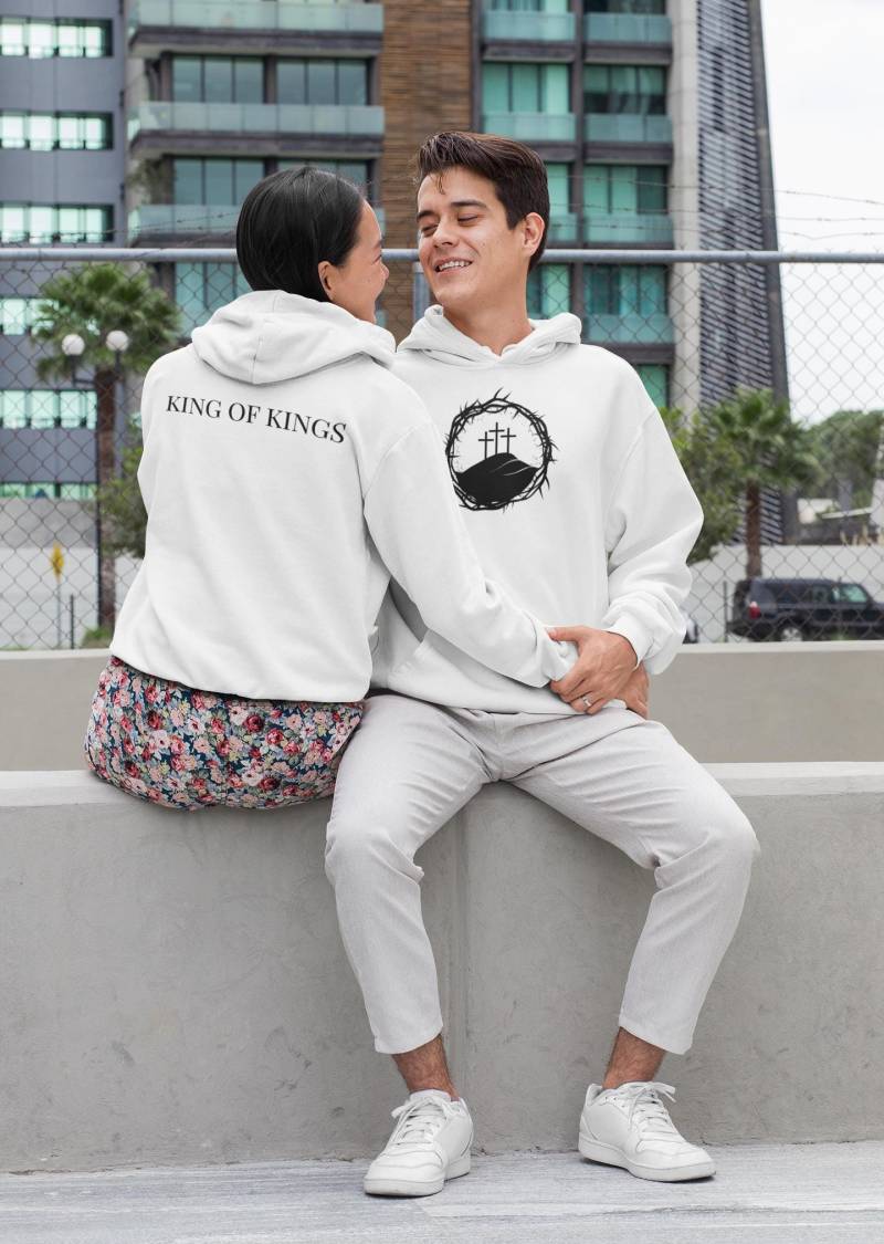 King Of Kings | Jesus Christus T-Shirt Christliche Kleidung Mit Botschaft Unisex Glaube Shirt - Lion, Cross & Crown von LIONCROSSCROWN