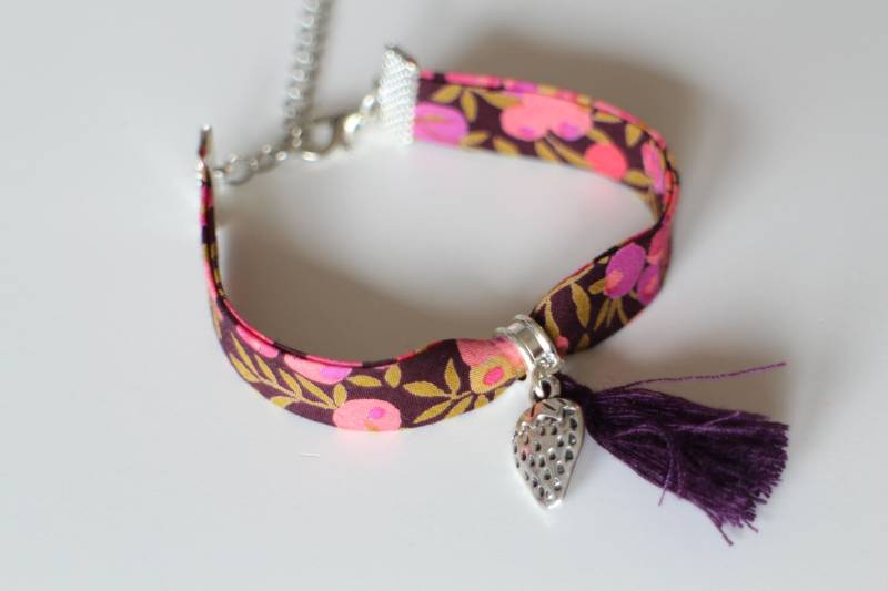 Liberty Handgefertigtes Armband von LIPIKIBIJOUX