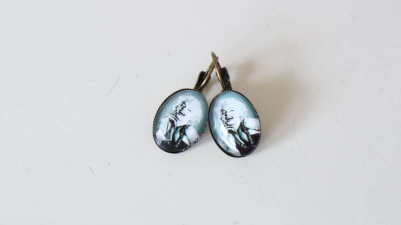Marilyn Monroe Handgefertigte Ohrringe von LIPIKIBIJOUX