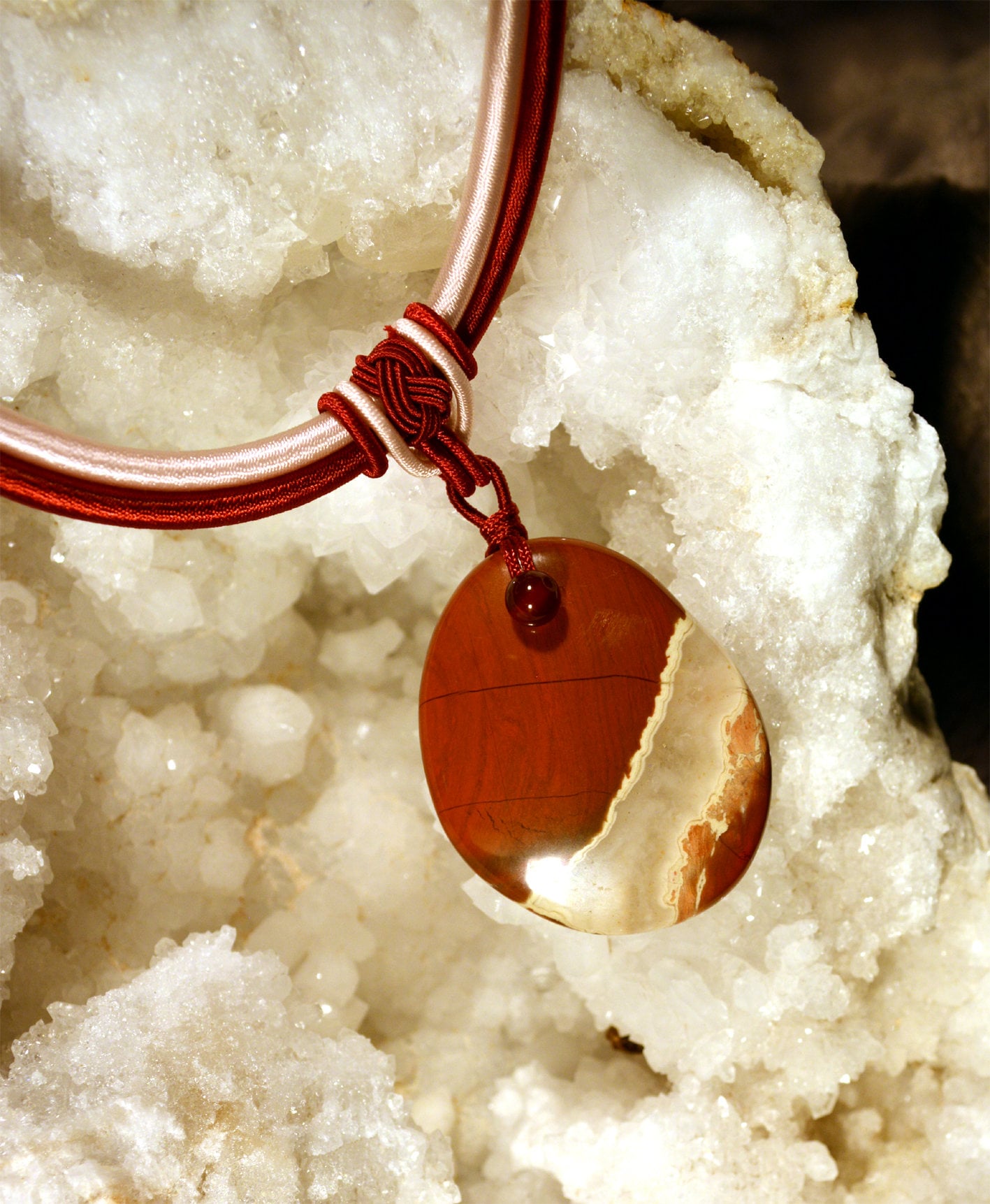 Blutjaspis-Anhänger N55 von LITHOZENPALEOSCOPE