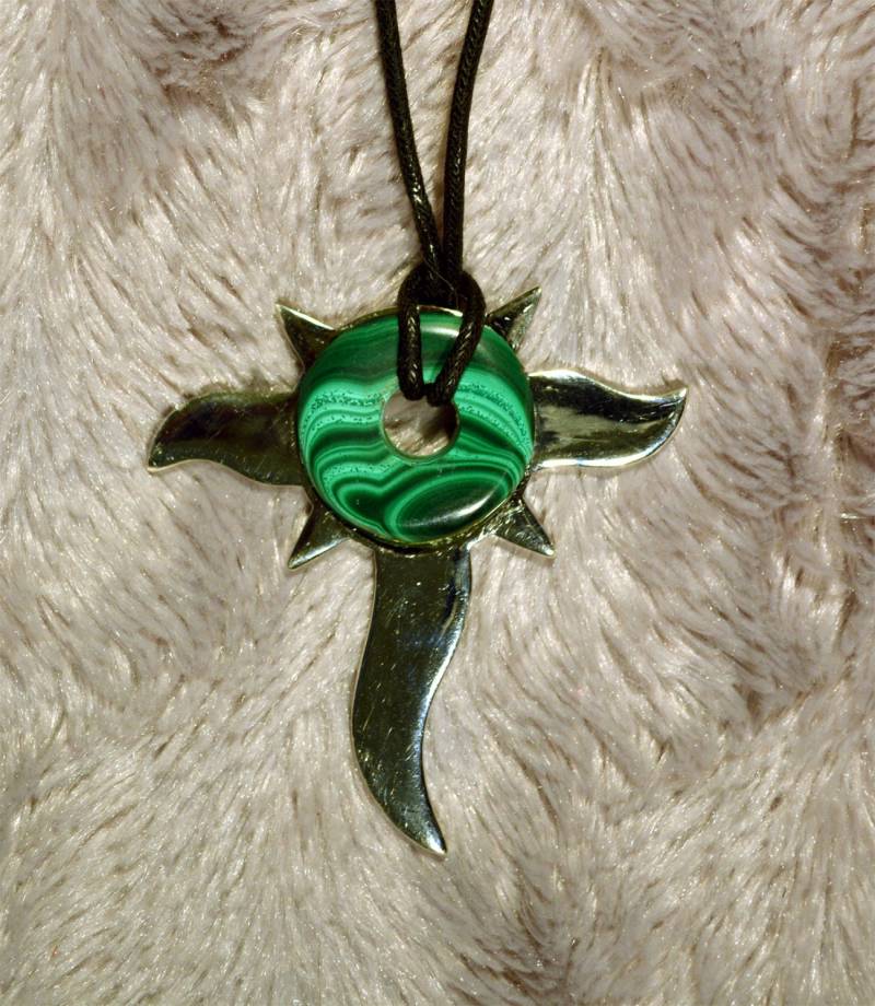 Malachit-stern - Und Kreuzanhänger N100 Brocéliande von LITHOZENPALEOSCOPE