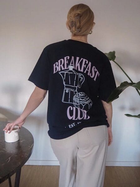 LITSCHI DESIGNS BREAKFAST CLUB SHIRT von LITSCHI DESIGNS