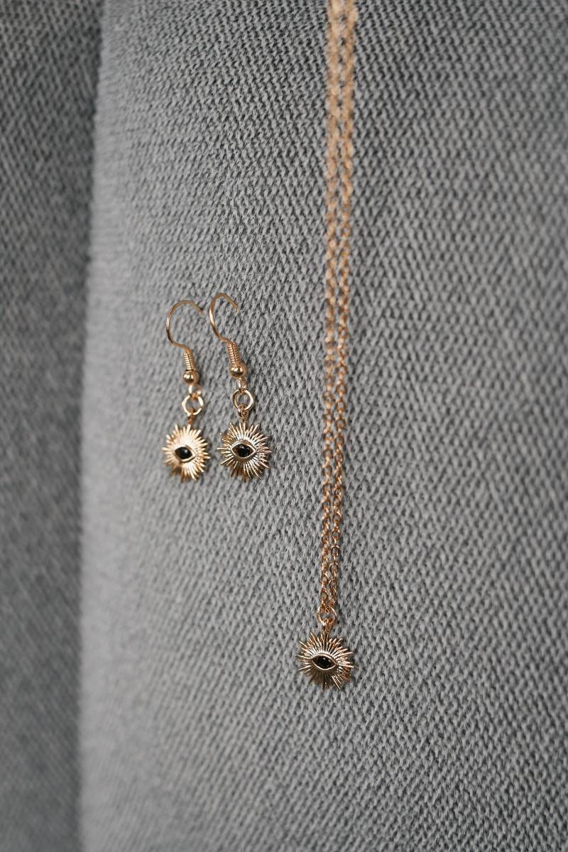 Schmuckset „Karmasun" Bestehend Aus Kette Und Ohrringen/Modeschmuck Handgemacht Weihnachtsgeschenk Ohrschmuck Schmuckset „Karmasun" Bestehend Aus Kette Und Ohrringen/Modeschmuck Handgemacht Weihnachtsgeschenk Ohrschmuck von LITSYjewelry