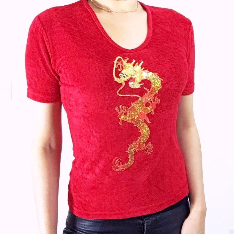 90Er 00 Y2K Roter Drache T-Shirt Textur Oberseite von LITTLEDREAMERUK