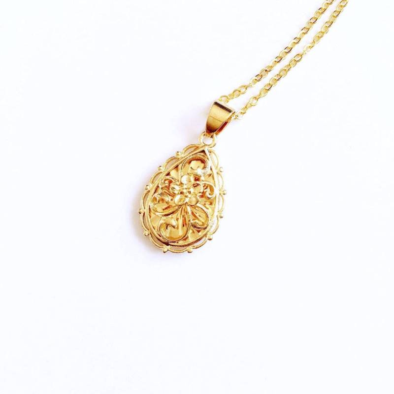 90Er Y2K 00S Floral Tropfen Anhänger Halskette von LITTLEDREAMERUK