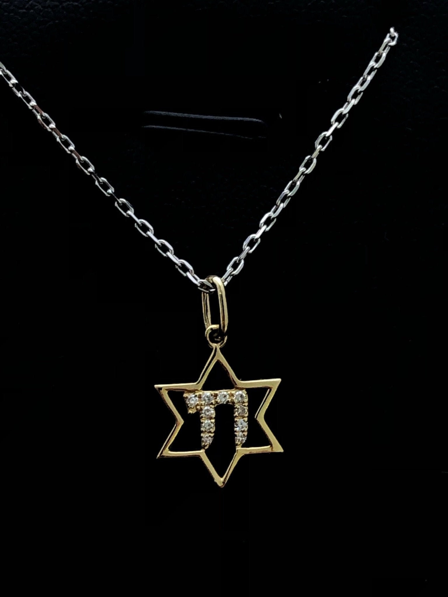 Liv 14K Gelbgold & Diamanten Davidstern Chai Life Halo Design Halskette Geschenk von LIVbyLIVjewelers