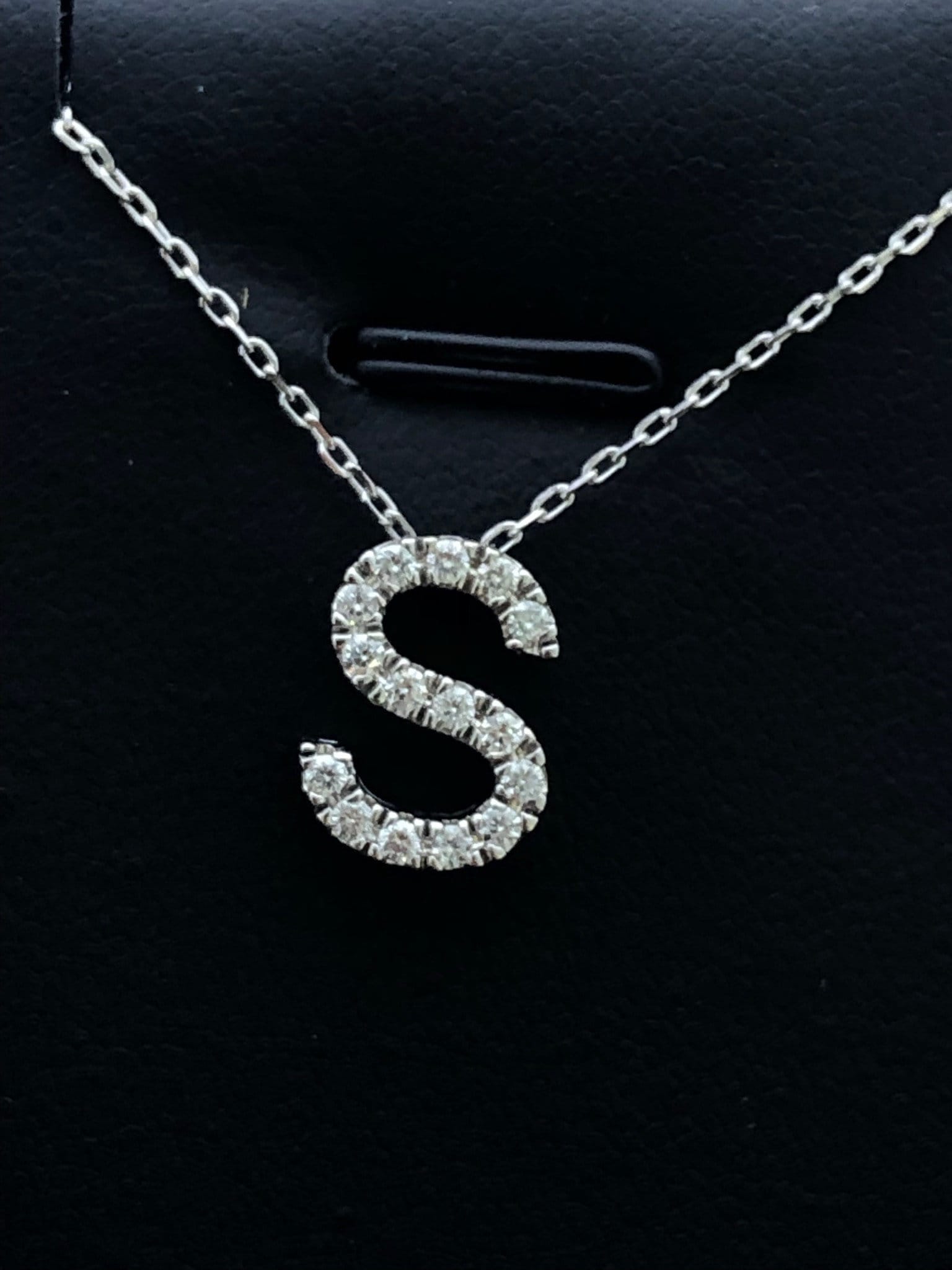 Liv 14K Weißgold Echte Diamanten Initial S Große Block Design G/Vs1 Halskette Geschenk von LIVbyLIVjewelers