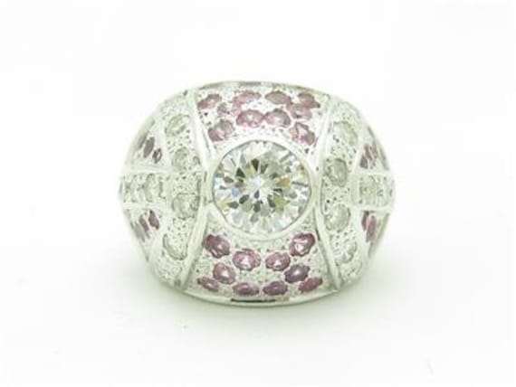 Liv 14K Weißgold Weiße Diamanten Pink & Weiß Saphir Kuppel Bandring von LIVbyLIVjewelers