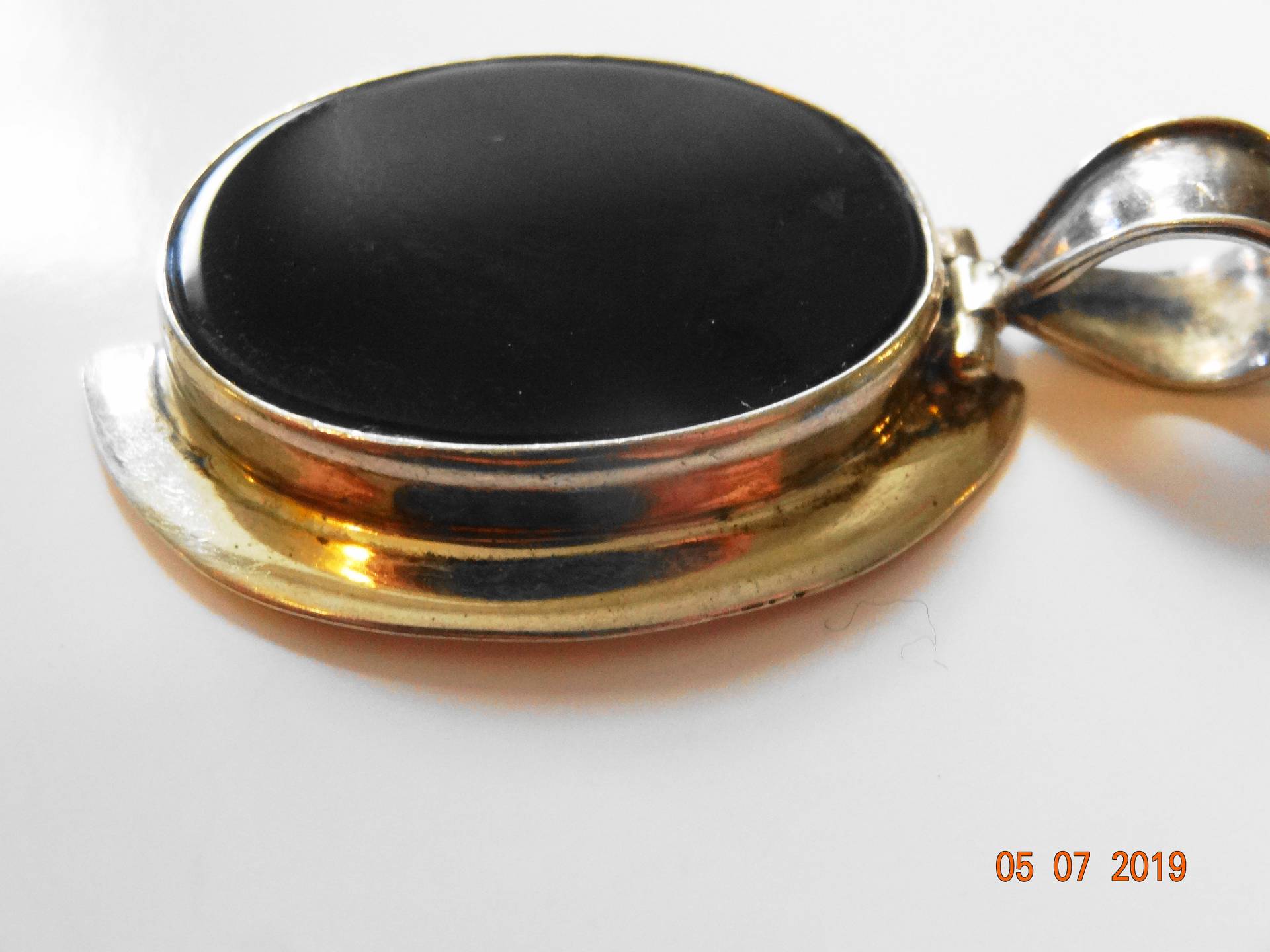 Anhänger Aus Silber Und Onyx von LIZZYLYONS