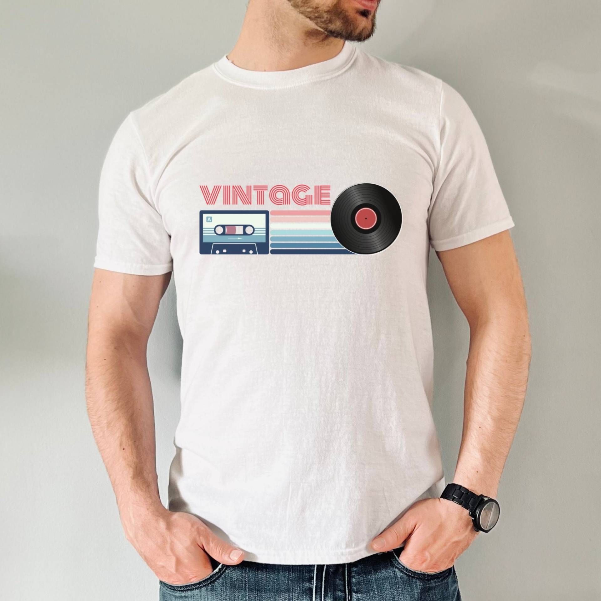 Herren Vintage Sunset Retro Design T-Shirt Herren Vintage Sunset Retro Design T-Shirt von LJCustomTeesDesign
