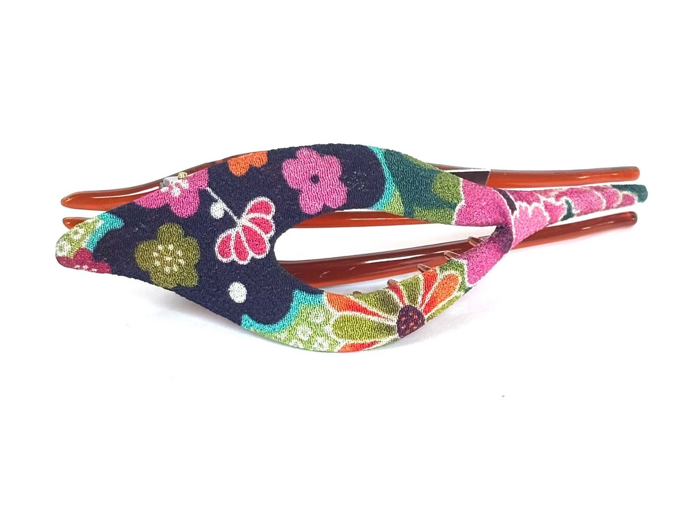 LK Trend & Style Haarclip Finch ist ein schlanker Clip mit Blumenmuster, durch die schlanke Länge greift die Spange viel Haar, Kimono Clip steht für Qualität, jeder Clip kann je nach Schnitt des Stoffes variieren, Unikat von LK Trend & Style